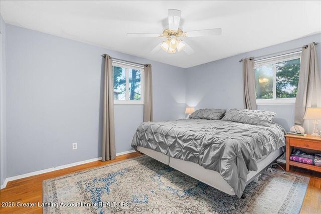 2709 Greenbriar Avenue, Lansing, MI 48912