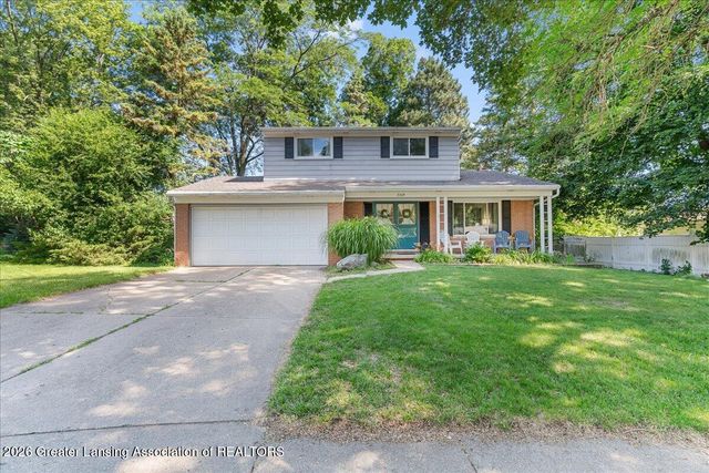 2709 Greenbriar Avenue, Lansing, MI 48912