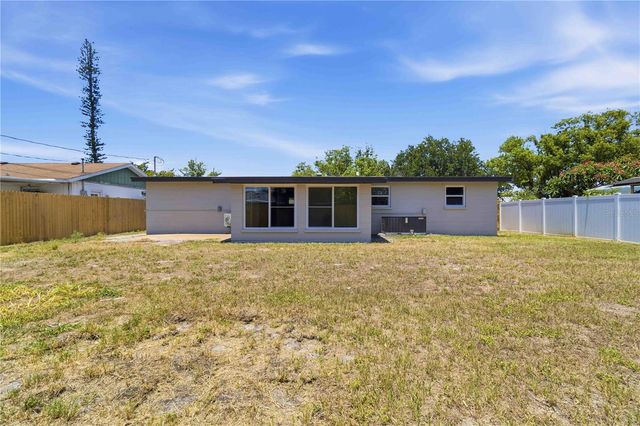 5807 16TH STREET W, Bradenton, FL 34207