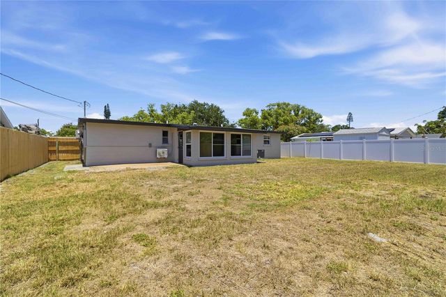 5807 16TH STREET W, Bradenton, FL 34207