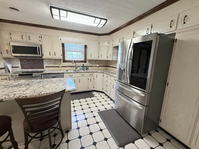 1220 Doctor Lee Avenue, Bridgeport, AL 35740