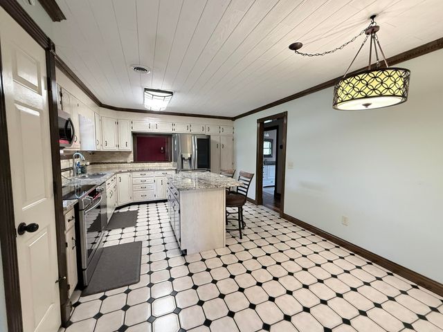 1220 Doctor Lee Avenue, Bridgeport, AL 35740