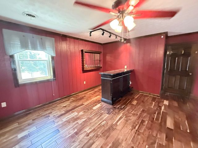 1220 Doctor Lee Avenue, Bridgeport, AL 35740