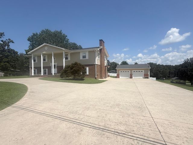1220 Doctor Lee Avenue, Bridgeport, AL 35740