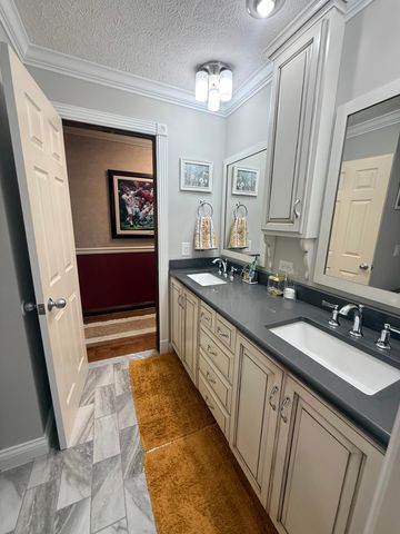 1220 Doctor Lee Avenue, Bridgeport, AL 35740
