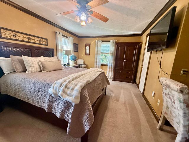 1220 Doctor Lee Avenue, Bridgeport, AL 35740