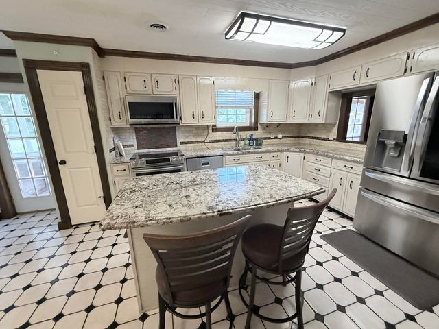 1220 Doctor Lee Avenue, Bridgeport, AL 35740