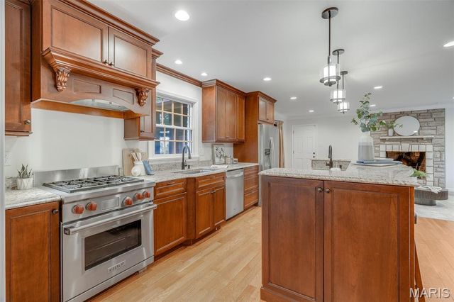 1424 Forest Avenue, Kirkwood, MO 63122