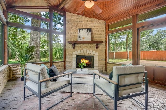 1424 Forest Avenue, Kirkwood, MO 63122