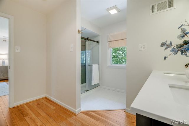 1424 Forest Avenue, Kirkwood, MO 63122