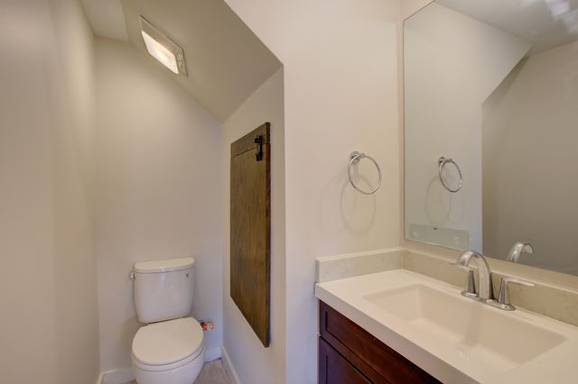 134 Congress Street Apt B, Charleston, SC 29403
