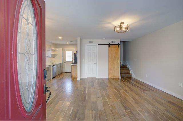 134 Congress Street Apt B, Charleston, SC 29403