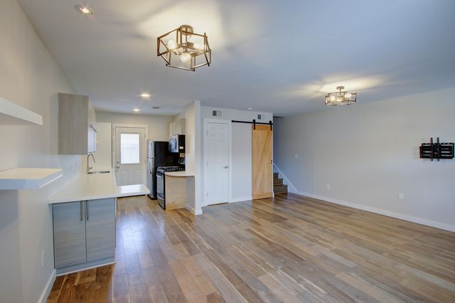 134 Congress Street Apt B, Charleston, SC 29403
