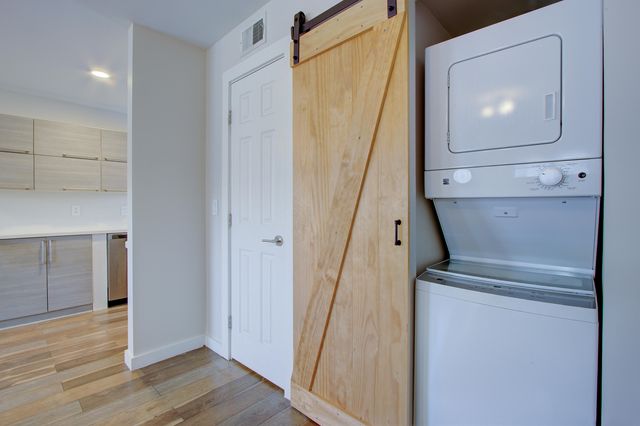 134 Congress Street Apt B, Charleston, SC 29403