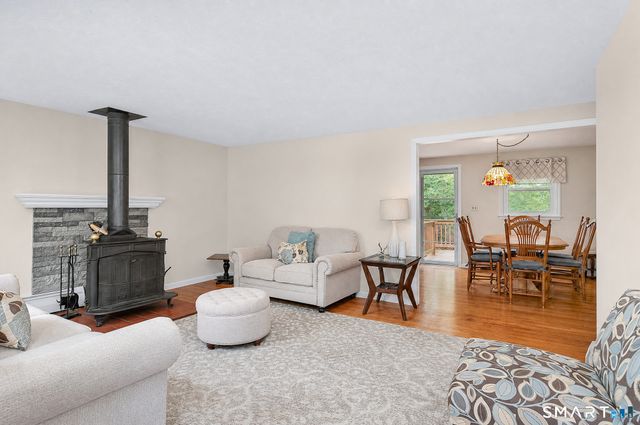 15 Lillian Avenue, New Fairfield, CT 06812