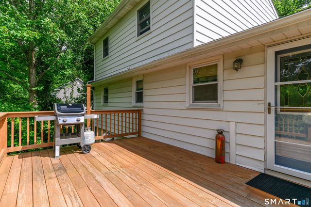 15 Lillian Avenue, New Fairfield, CT 06812