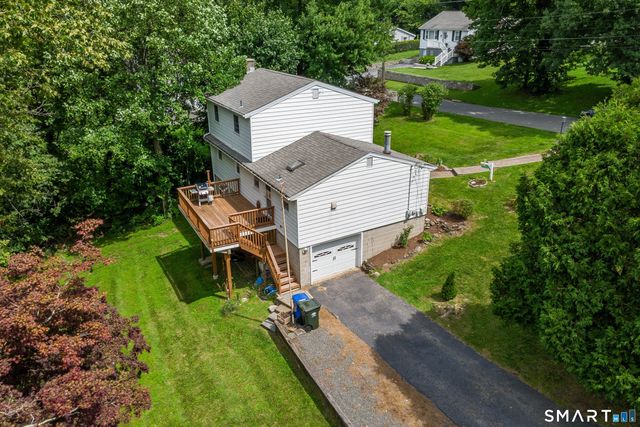 15 Lillian Avenue, New Fairfield, CT 06812
