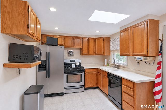 15 Lillian Avenue, New Fairfield, CT 06812