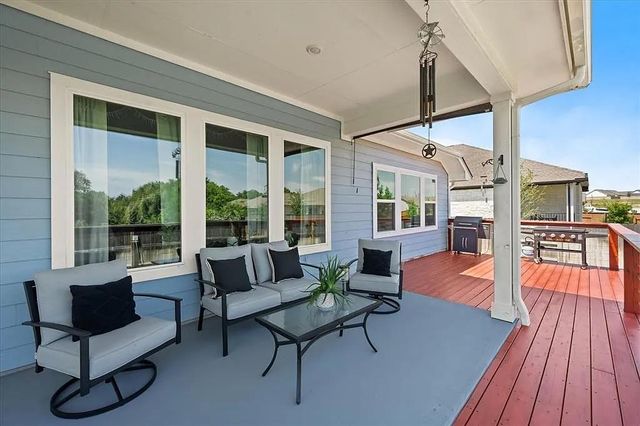 108 Charles Zanco DR, Bastrop, TX 78602