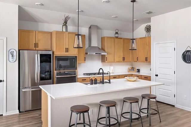 108 Charles Zanco DR, Bastrop, TX 78602