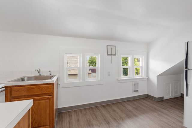 816 E Gordon Ave, Spokane, WA 99207