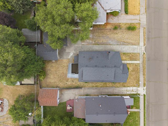 816 E Gordon Ave, Spokane, WA 99207