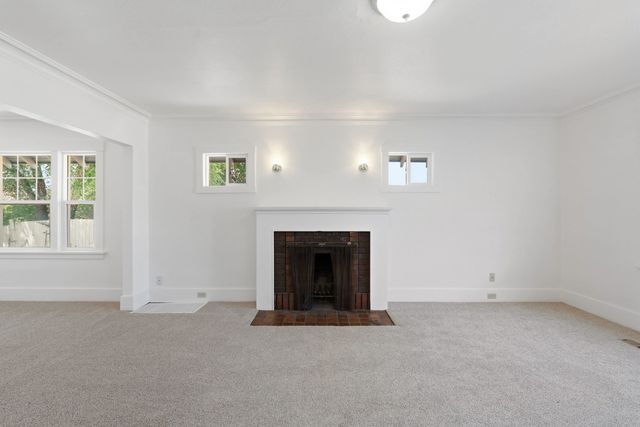 816 E Gordon Ave, Spokane, WA 99207