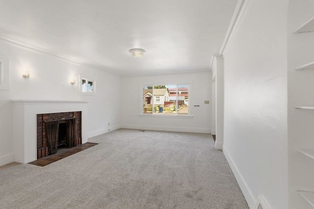 816 E Gordon Ave, Spokane, WA 99207