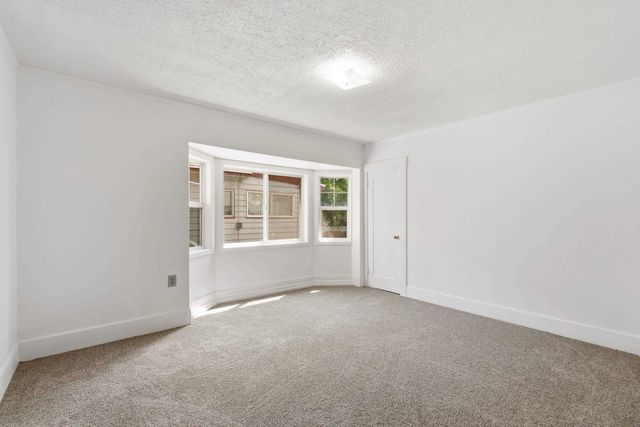 816 E Gordon Ave, Spokane, WA 99207