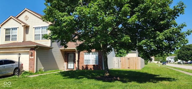 4519 Woodland Court, Indianapolis, IN 46254
