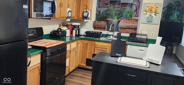 4519 Woodland Court, Indianapolis, IN 46254