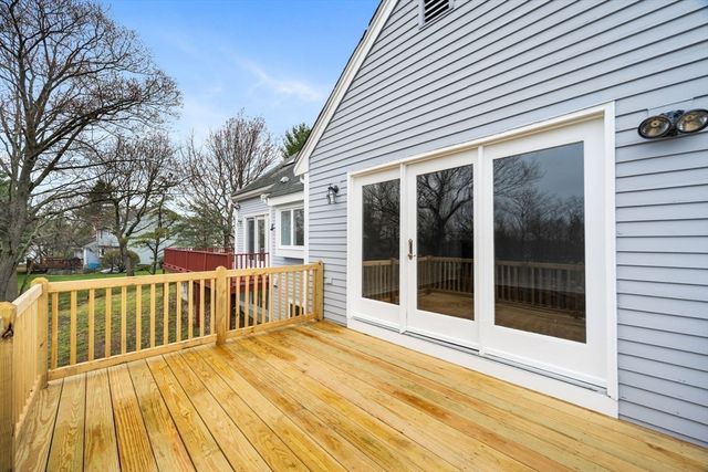 20 Blacksmith Way, Saugus, MA 01906