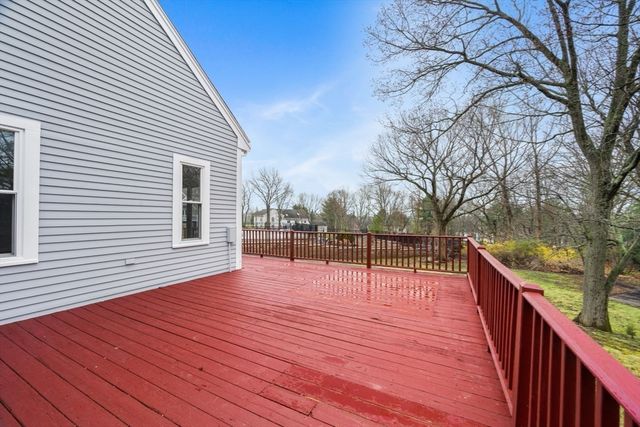 20 Blacksmith Way, Saugus, MA 01906