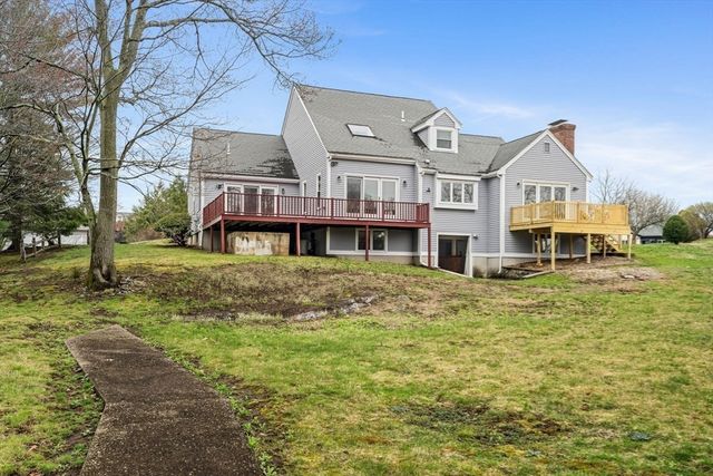 20 Blacksmith Way, Saugus, MA 01906