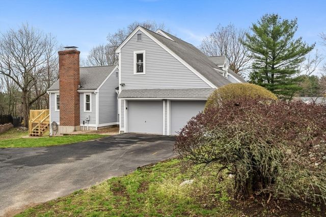 20 Blacksmith Way, Saugus, MA 01906