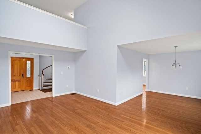 20 Blacksmith Way, Saugus, MA 01906