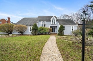 20 Blacksmith Way, Saugus, MA 01906