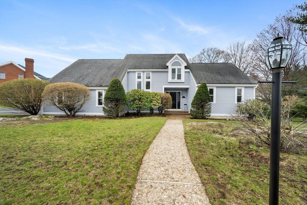 20 Blacksmith Way, Saugus, MA 01906