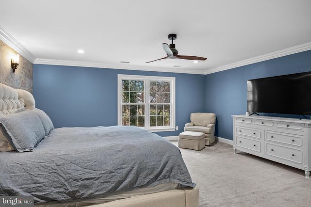 22 BROOKDALE DR, Cherry Hill, NJ 08034