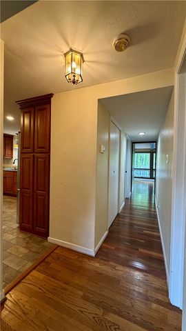 307 Garlow Dr, Penn Hills, PA 15235