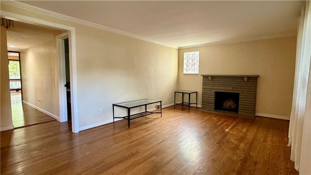 307 Garlow Dr, Penn Hills, PA 15235