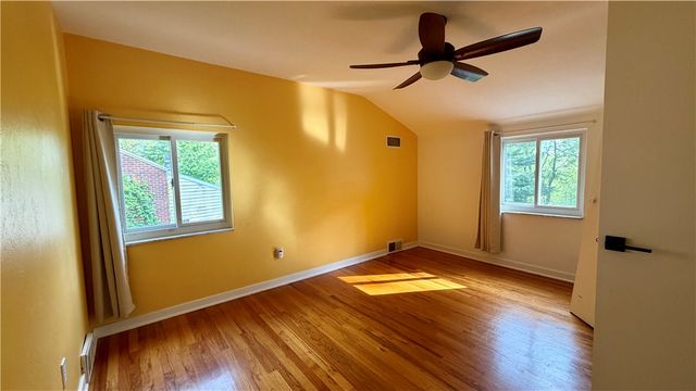 307 Garlow Dr, Penn Hills, PA 15235