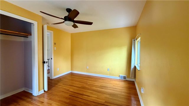 307 Garlow Dr, Penn Hills, PA 15235