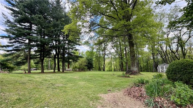 307 Garlow Dr, Penn Hills, PA 15235