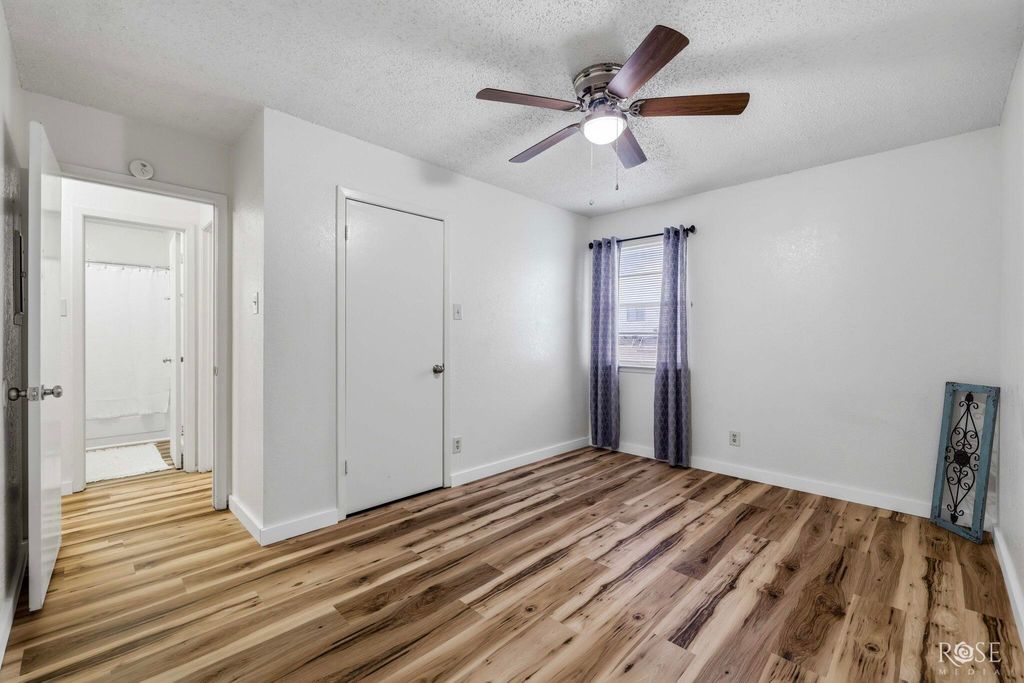 Image 16 of property listing at 3819 Green Meadow Drive D, San Angelo, TX 76904