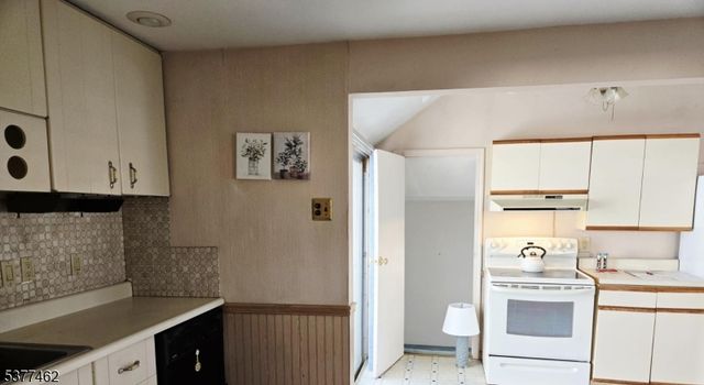 69 Highland Trl, Denville Twp., NJ 07834