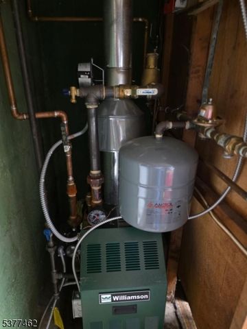 69 Highland Trl, Denville Twp., NJ 07834