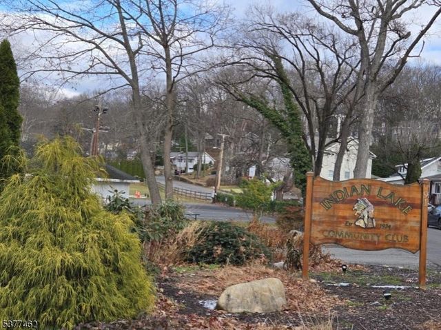 69 Highland Trl, Denville Twp., NJ 07834