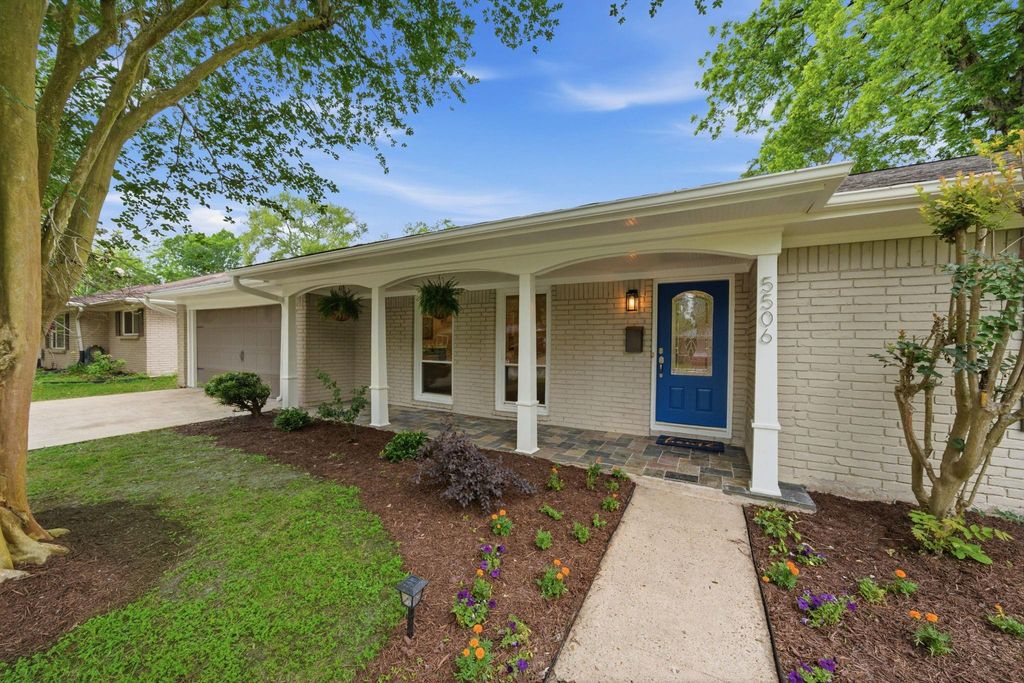5506 Creekbend Drive, Houston, TX 77096