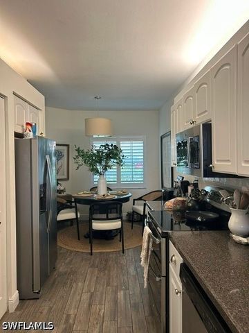 7564 Silver Trumpet LN 102, Naples, FL 34109